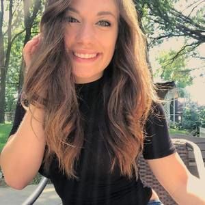 Meet your Posher, Alisha